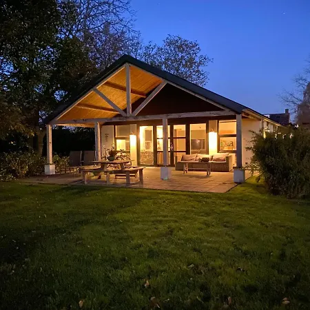 Holiday home Liefkeshoek