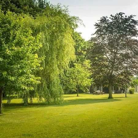 Liefkeshoek بيت للعطل